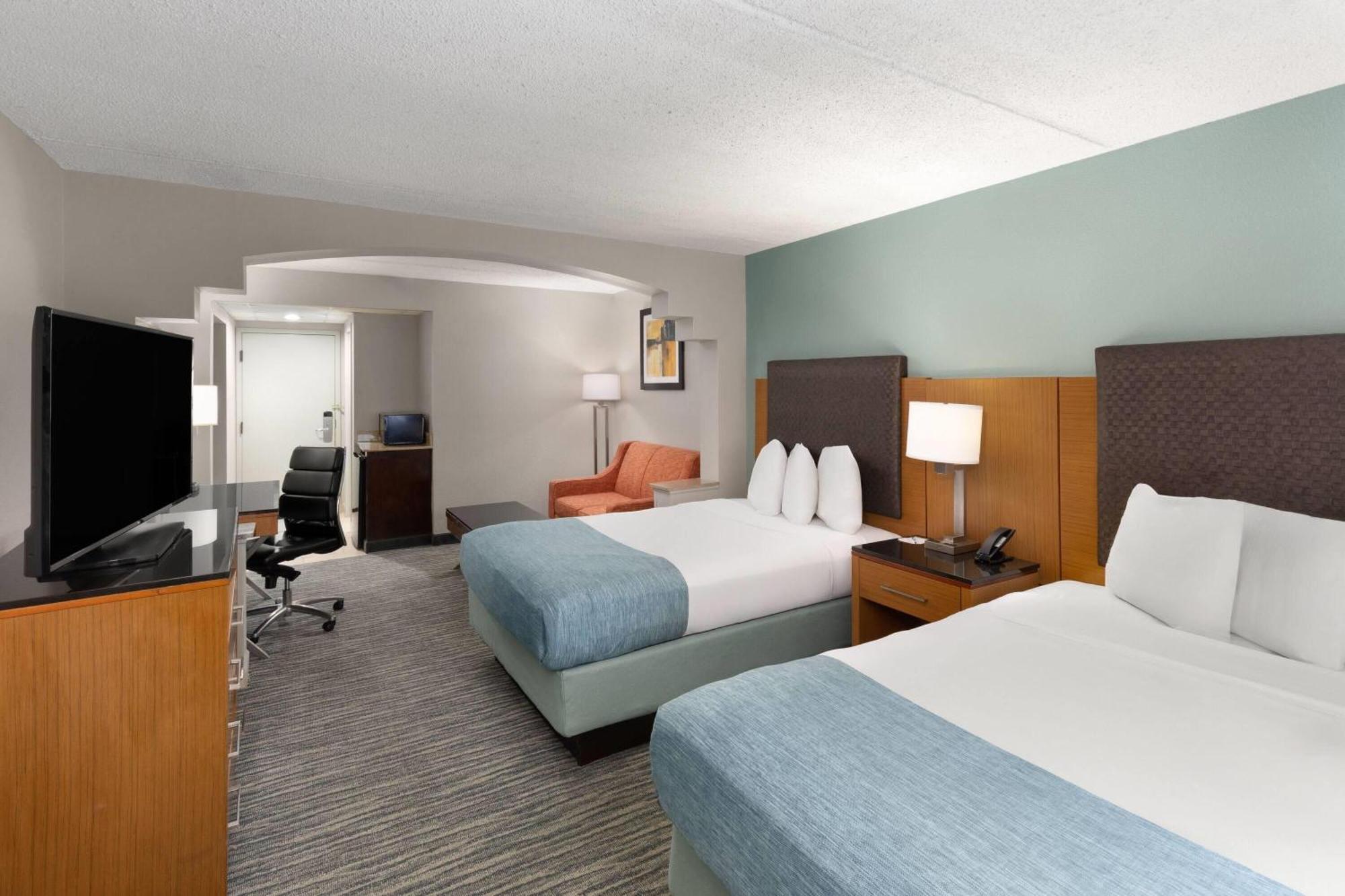 Hotel Western Greensboro/coliseum Area