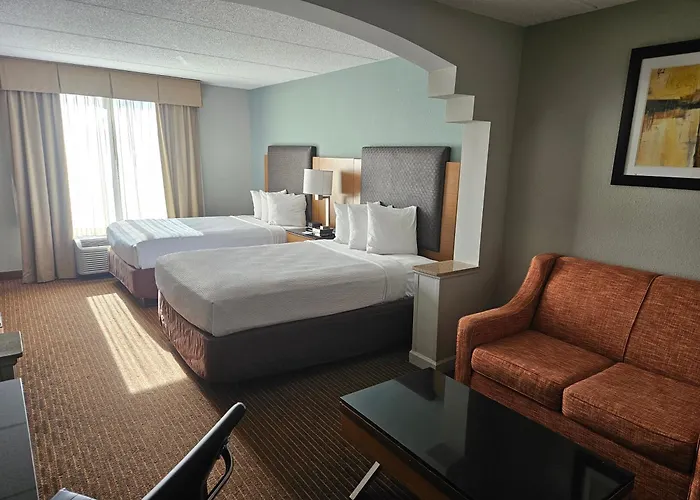 Best Western Plus Greensboro/Coliseum Area