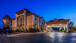 Hotel Wingate By Wyndham Greensboro-coliseum
