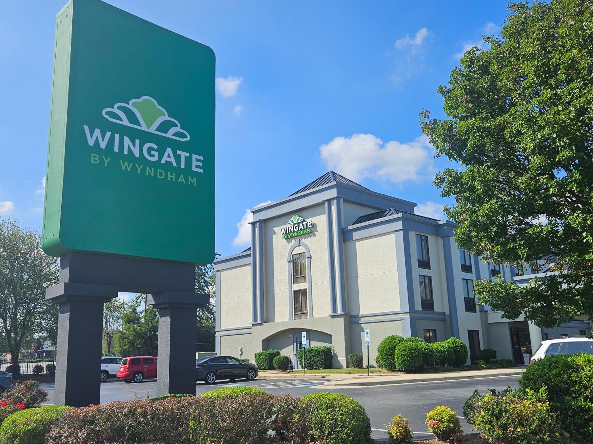 Wingate By Wyndham Greensboro-coliseum Hotel